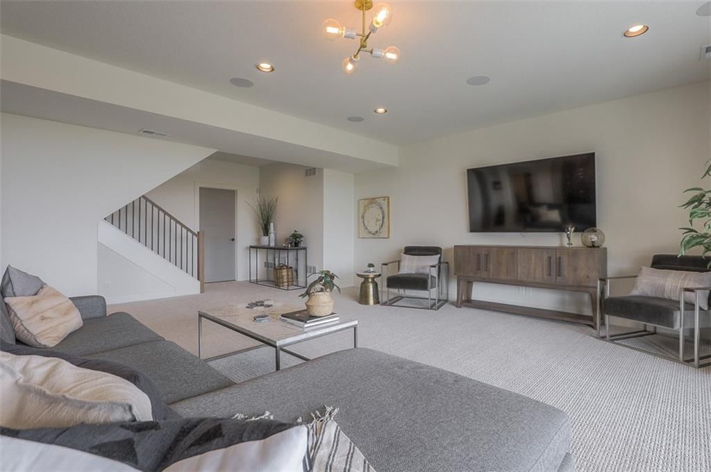 16925 Parkhill Street — photo 51