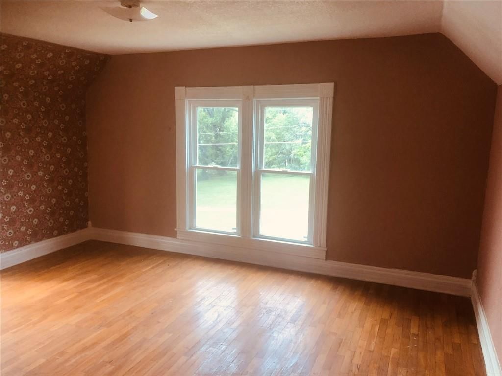330 Webster St. Street — photo 7