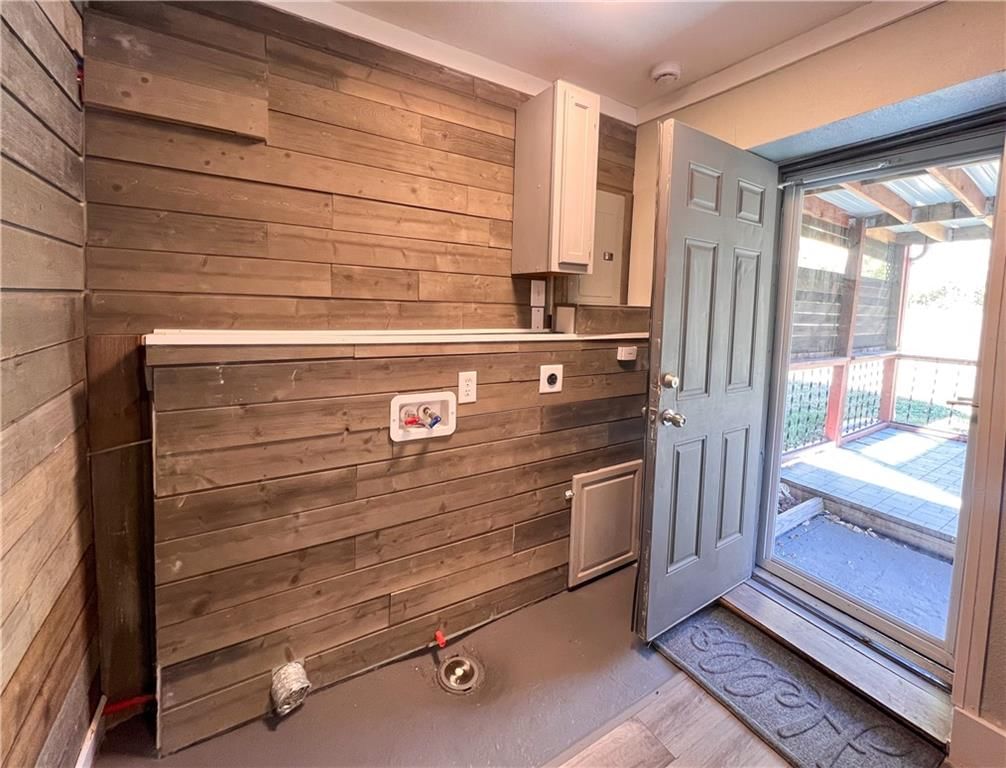6439 Chestnut Avenue — photo 10