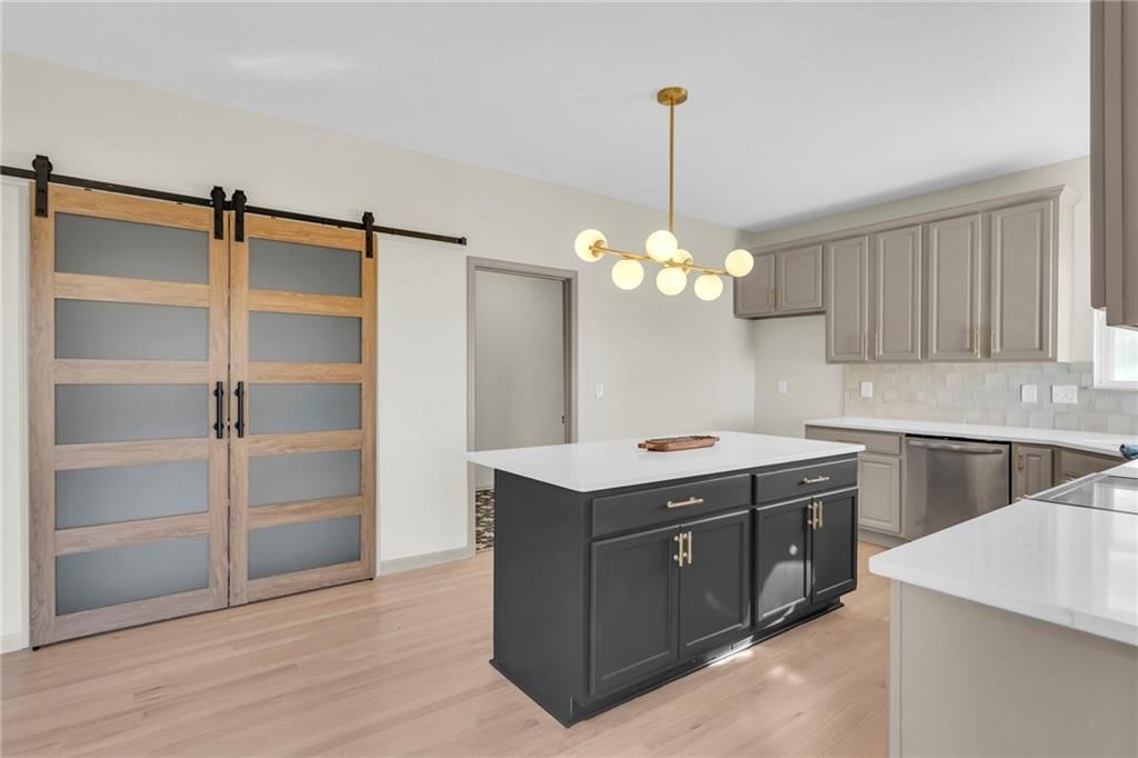 1018 Maple Woods Drive — photo 14
