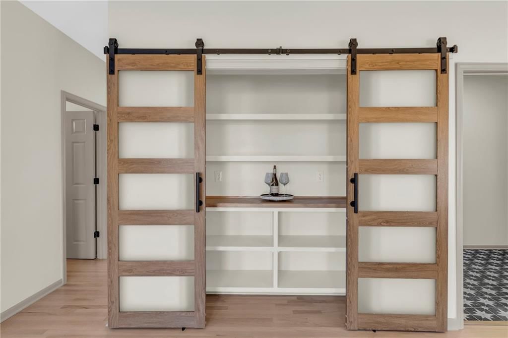 1018 Maple Woods Drive — photo 15