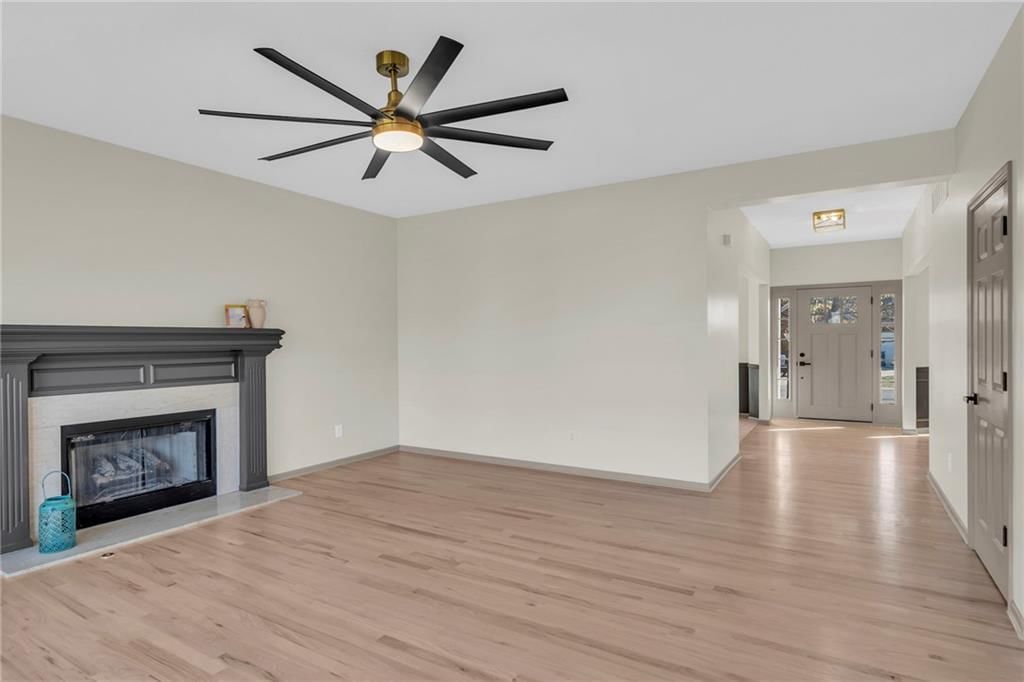 1018 Maple Woods Drive — photo 9
