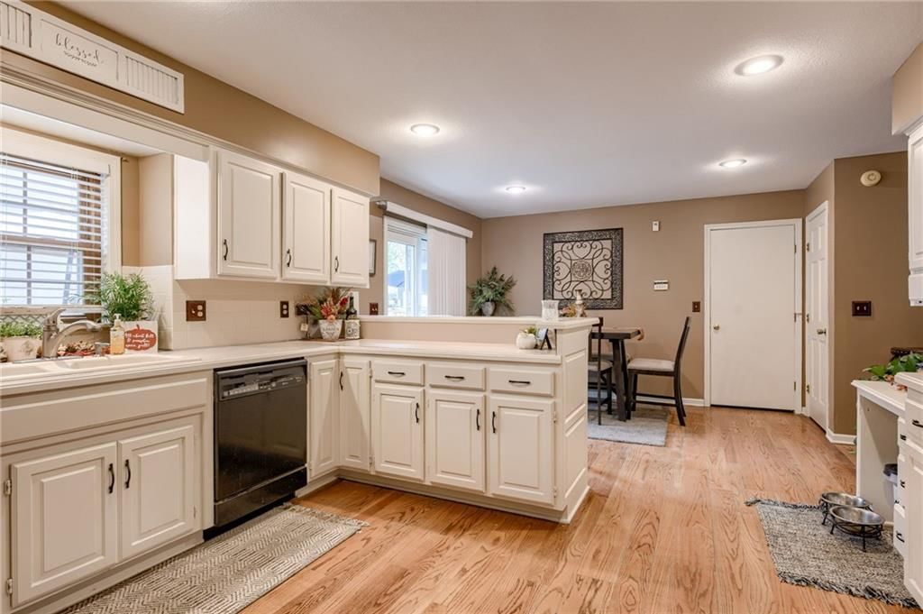 6600 N Beaman Avenue — photo 10