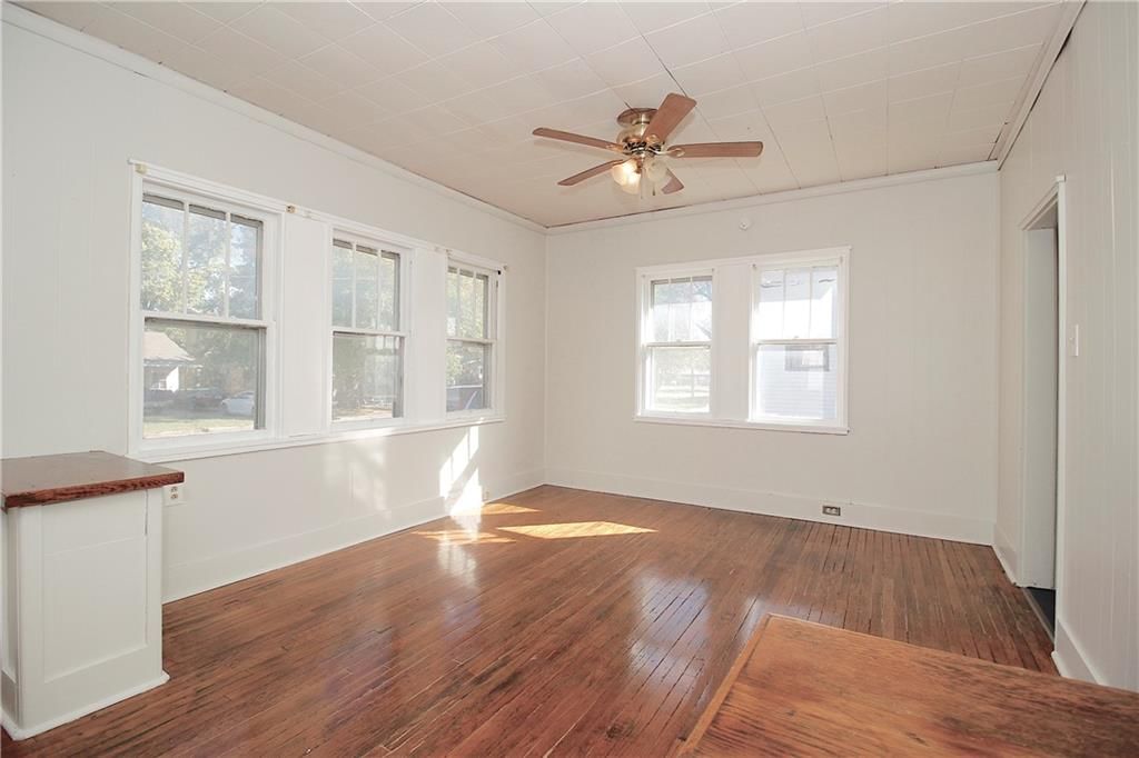 536 W 6th Avenue — photo 11