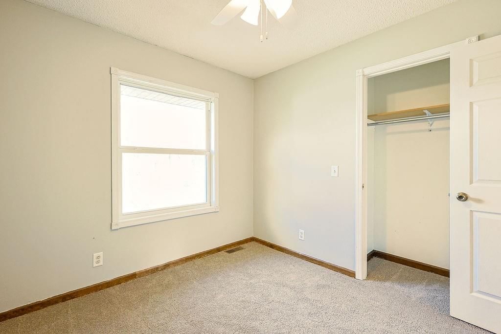 726 W Torrance Circle — photo 13
