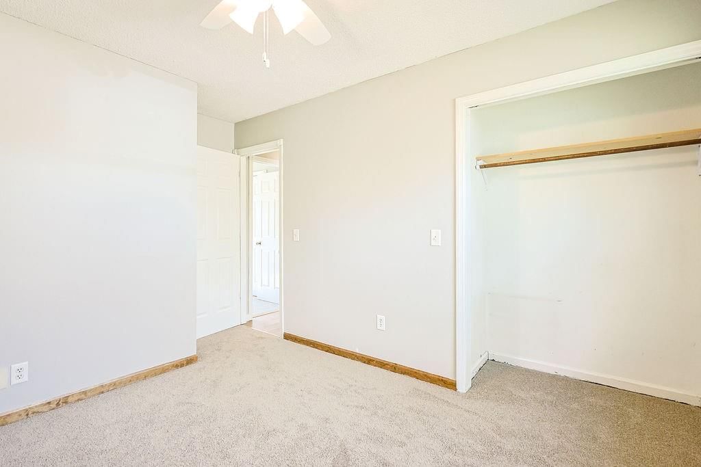 726 W Torrance Circle — photo 16