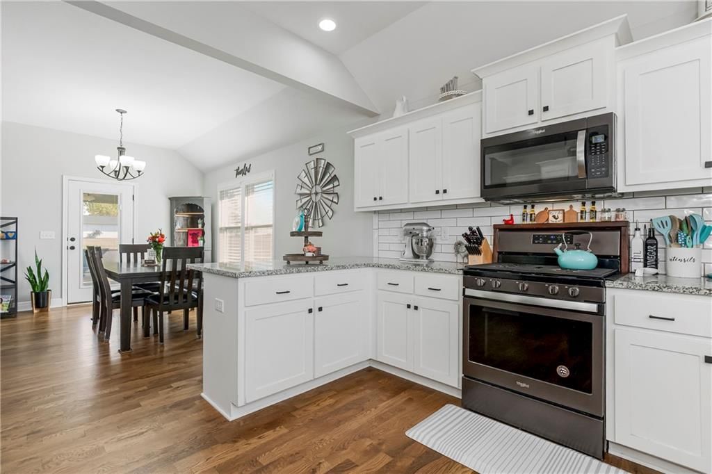 6315 141st Street — photo 12