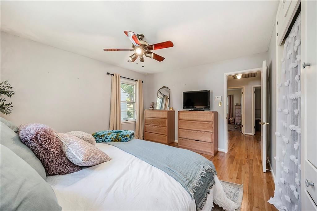 5924 W 62nd Street — photo 18