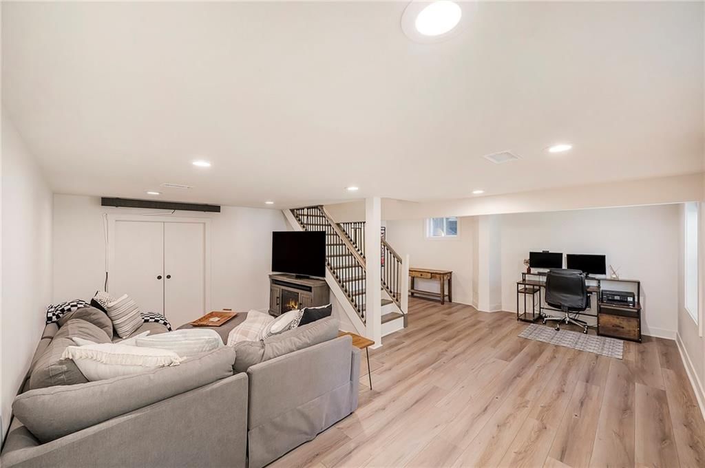 5924 W 62nd Street — photo 26