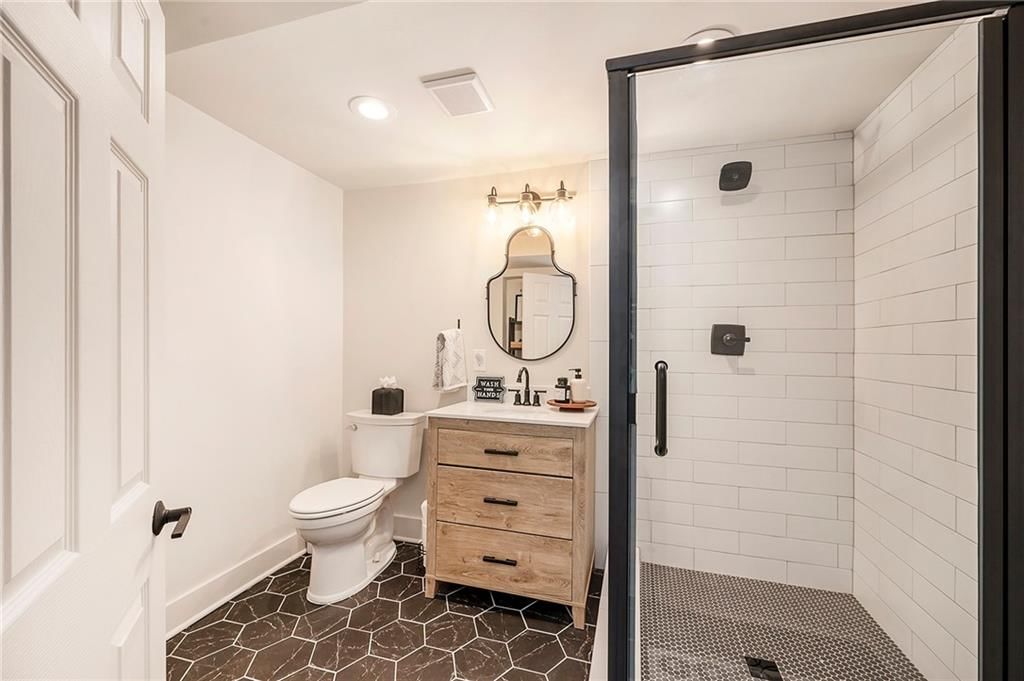 5924 W 62nd Street — photo 28
