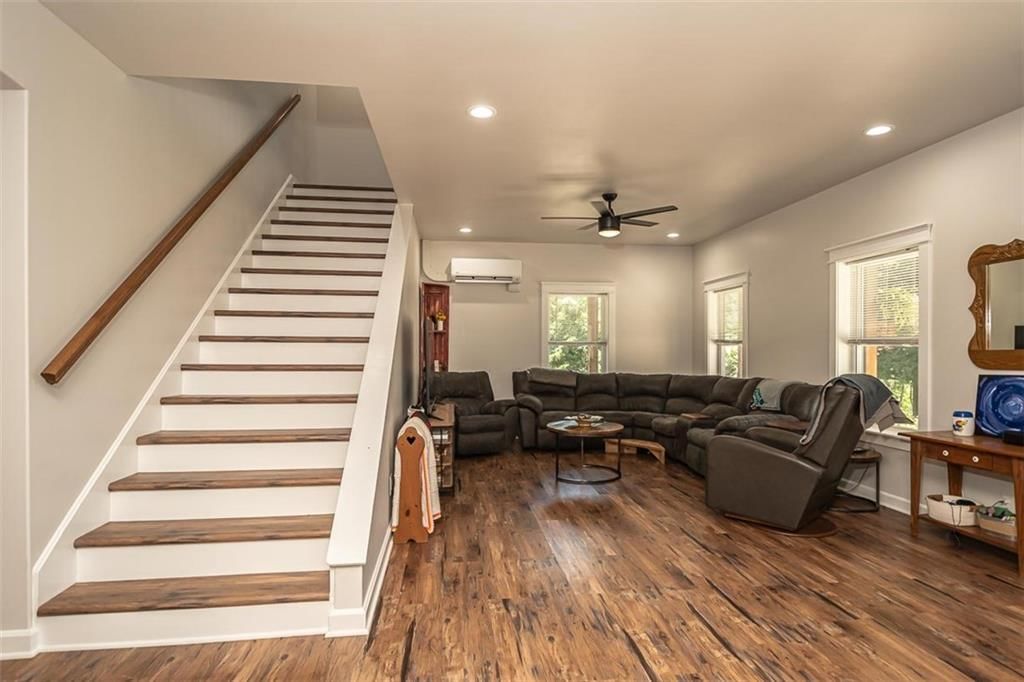 1520 N 600 Road — photo 11