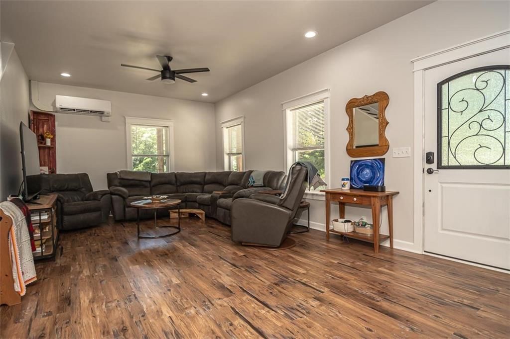 1520 N 600 Road — photo 10