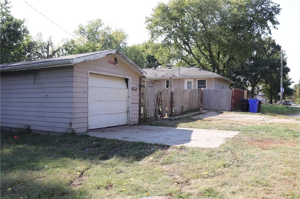 538 Forest Avenue — photo 30