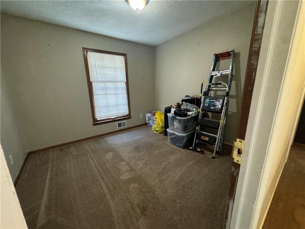 9014 Hunter Street — photo 13