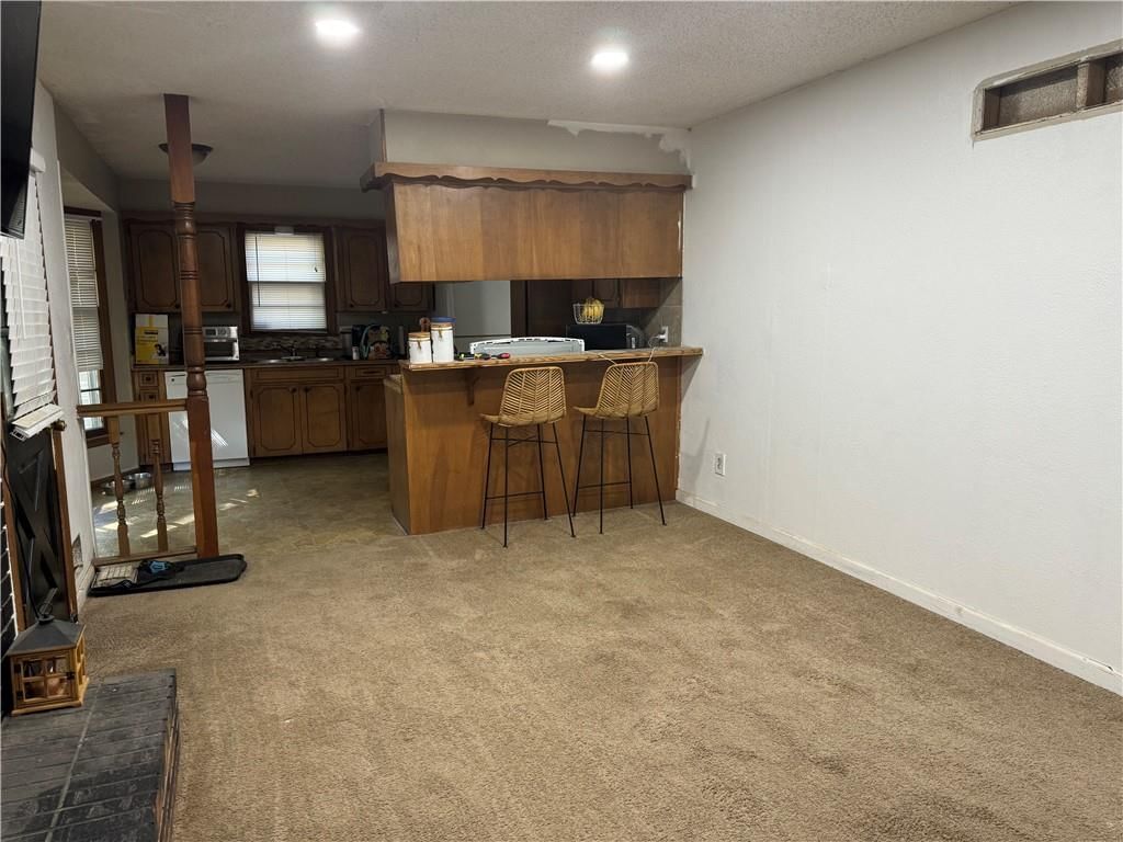 9014 Hunter Street — photo 3