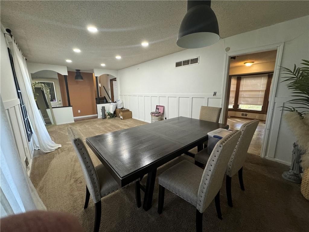9014 Hunter Street — photo 8