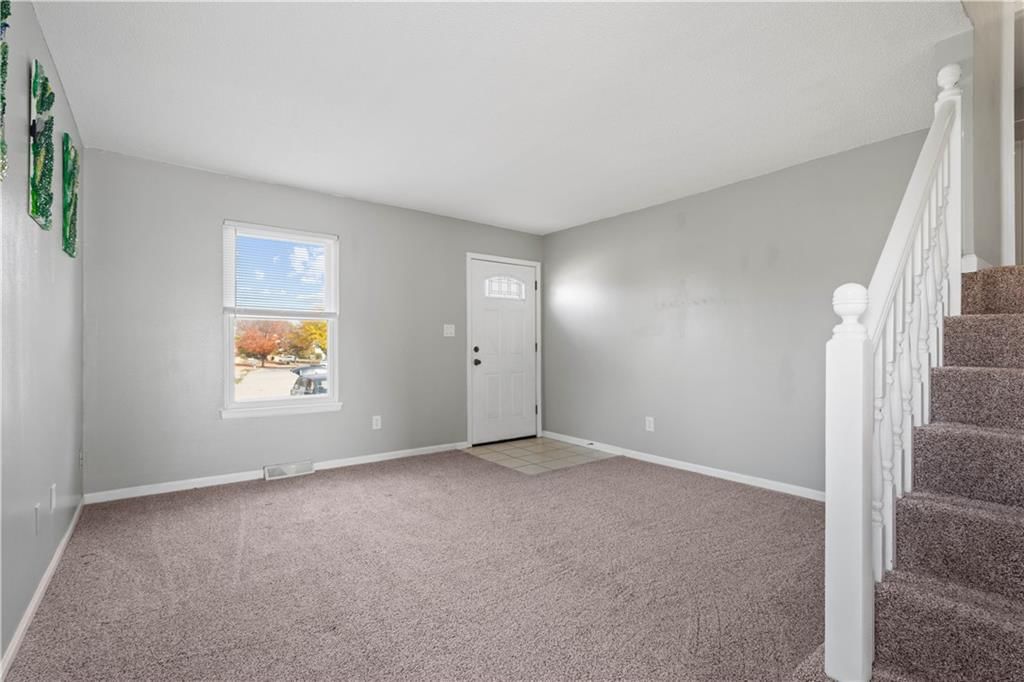 8710 N Chatham Avenue — photo 6