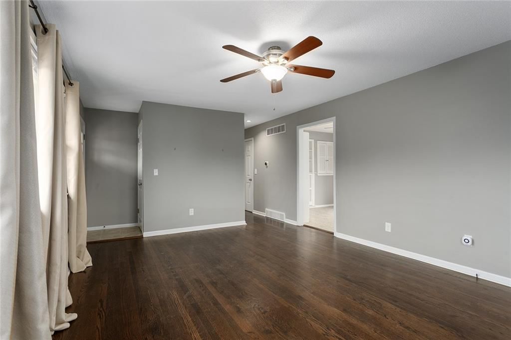 6803 N Brookside Road — photo 5