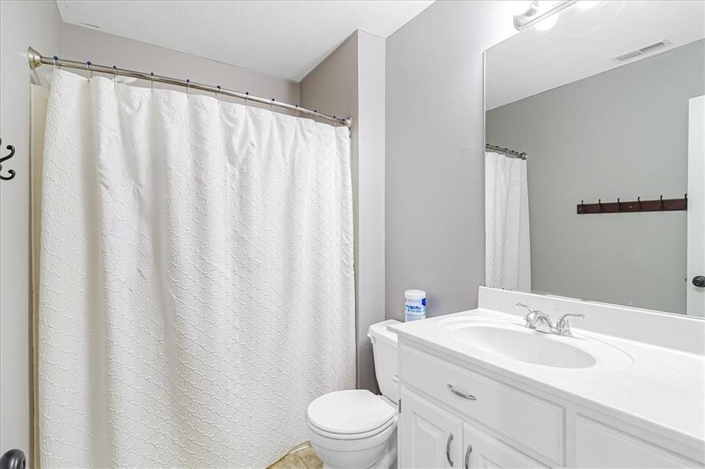 1304 Shamrock Court — photo 28