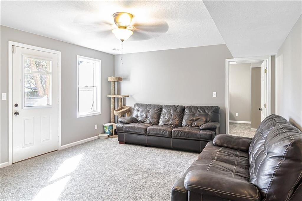 1304 Shamrock Court — photo 33