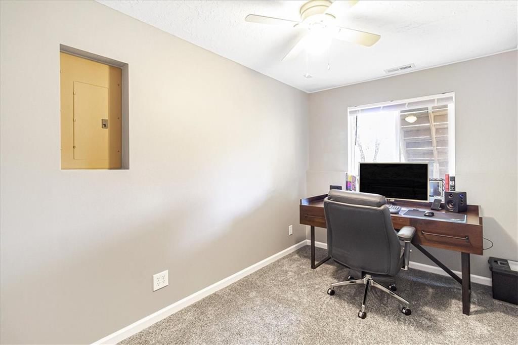 1304 Shamrock Court — photo 35