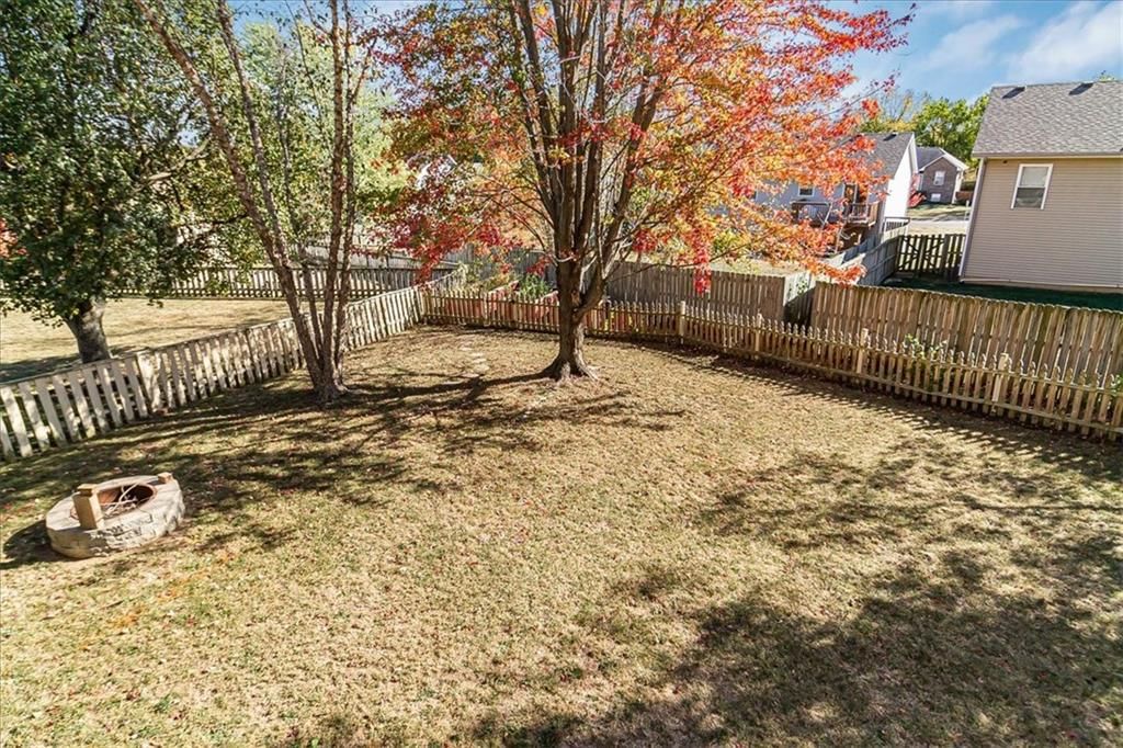 1304 Shamrock Court — photo 47