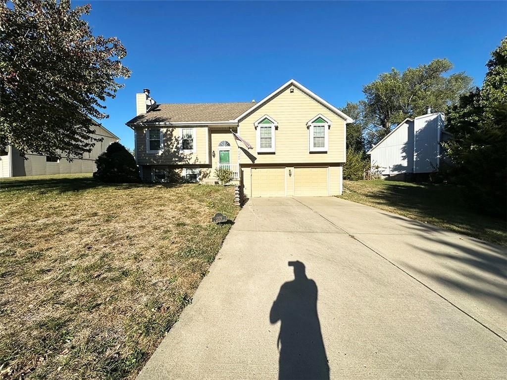 1329 Burgandy Lane — photo 27