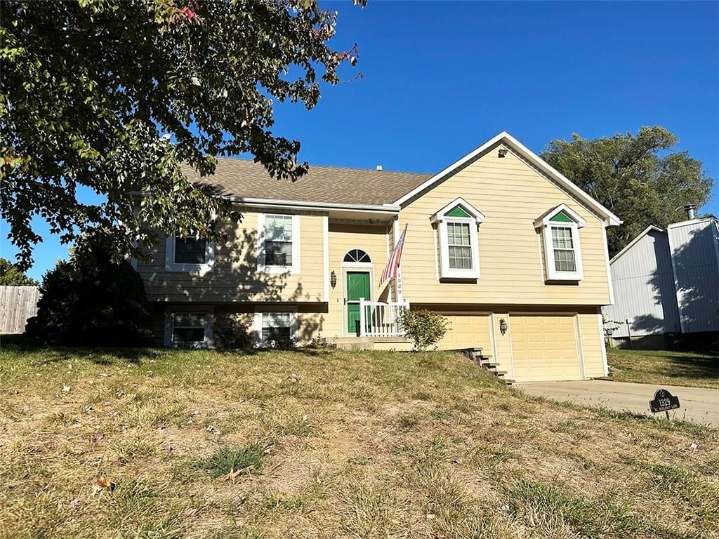 1329 Burgandy Lane — photo 31