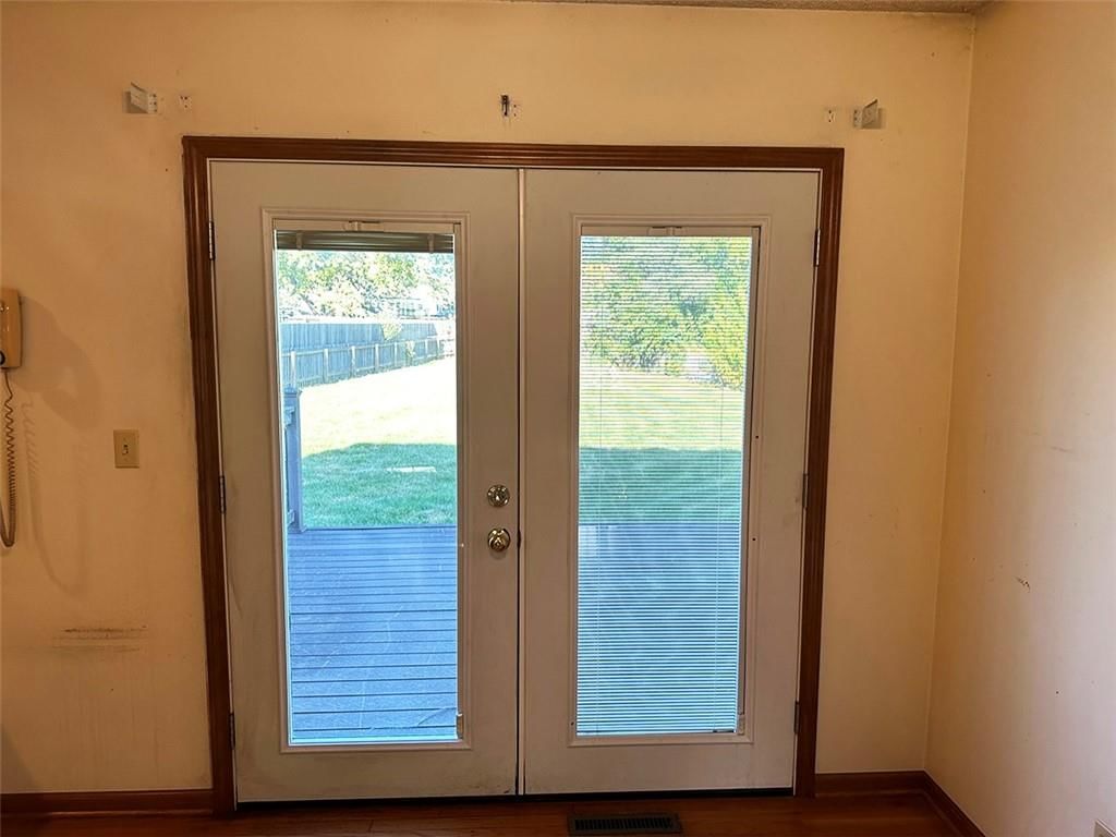 1329 Burgandy Lane — photo 34
