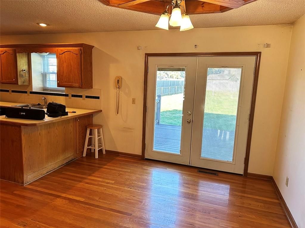 1329 Burgandy Lane — photo 35