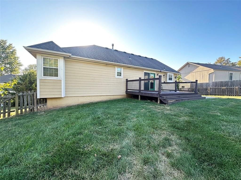 1329 Burgandy Lane — photo 39