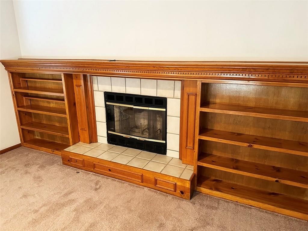 1329 Burgandy Lane — photo 46