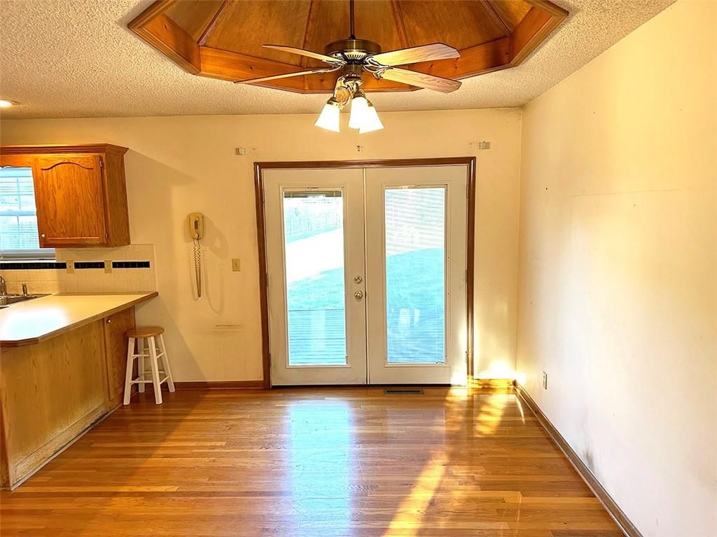 1329 Burgandy Lane — photo 52