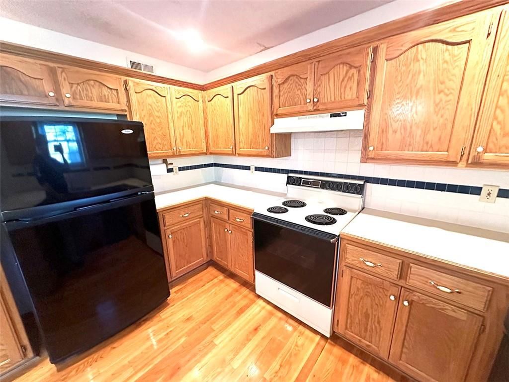 1329 Burgandy Lane — photo 56