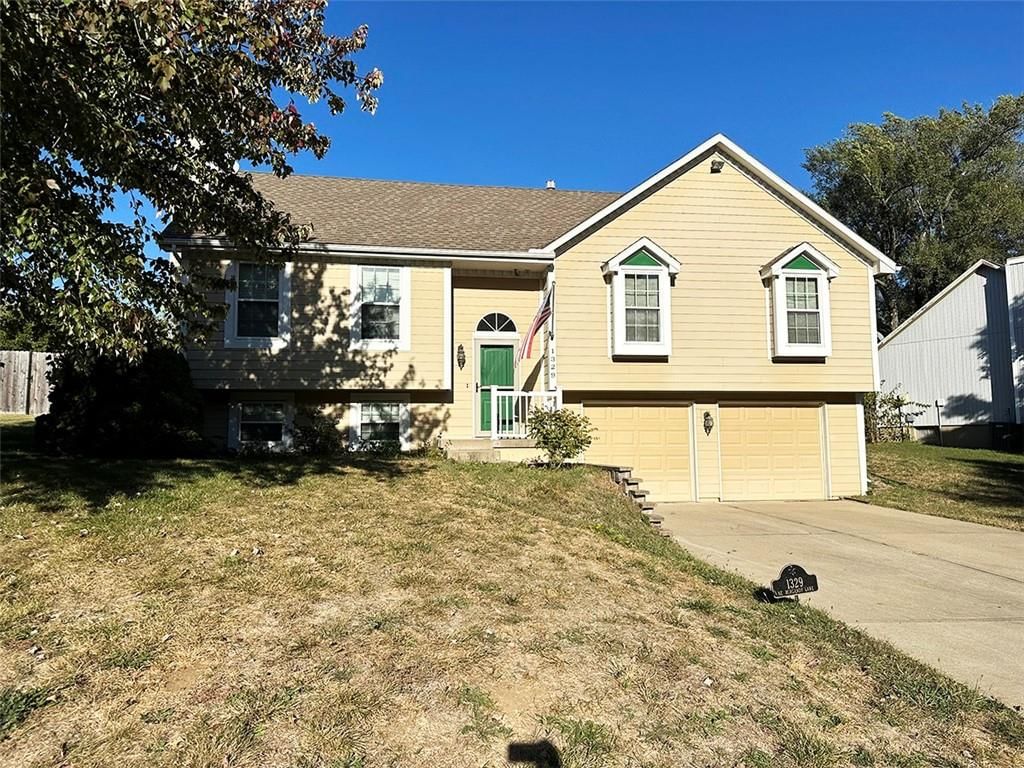 1329 Burgandy Lane — photo 98
