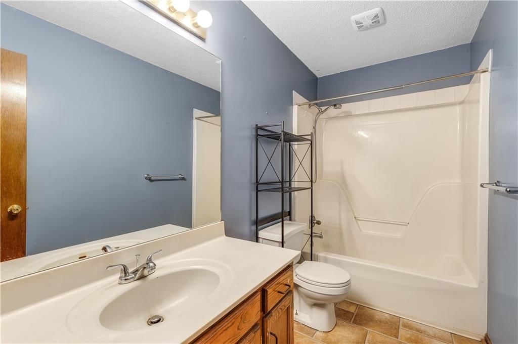 1001 Coventry Drive — photo 23