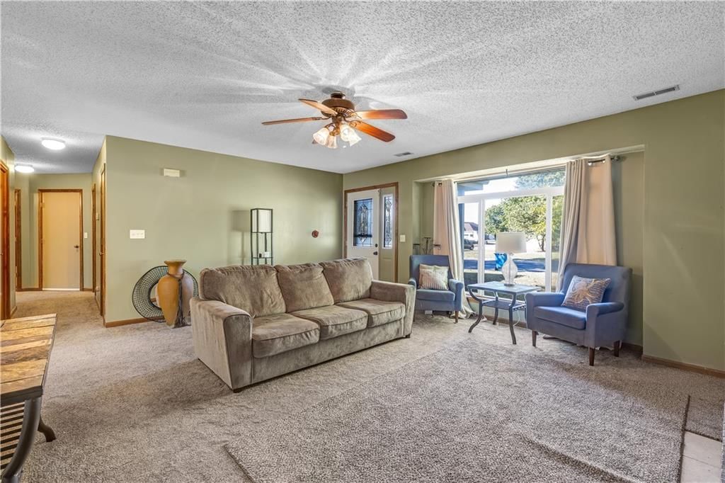 1001 Coventry Drive — photo 9