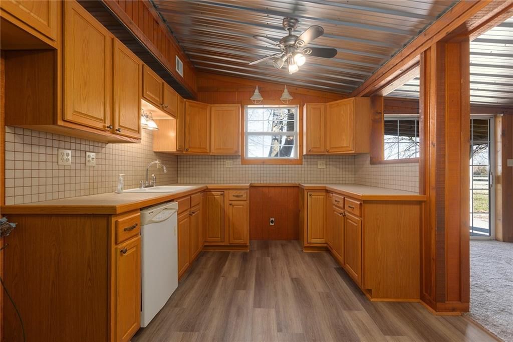 14310 Burns School Road — photo 47