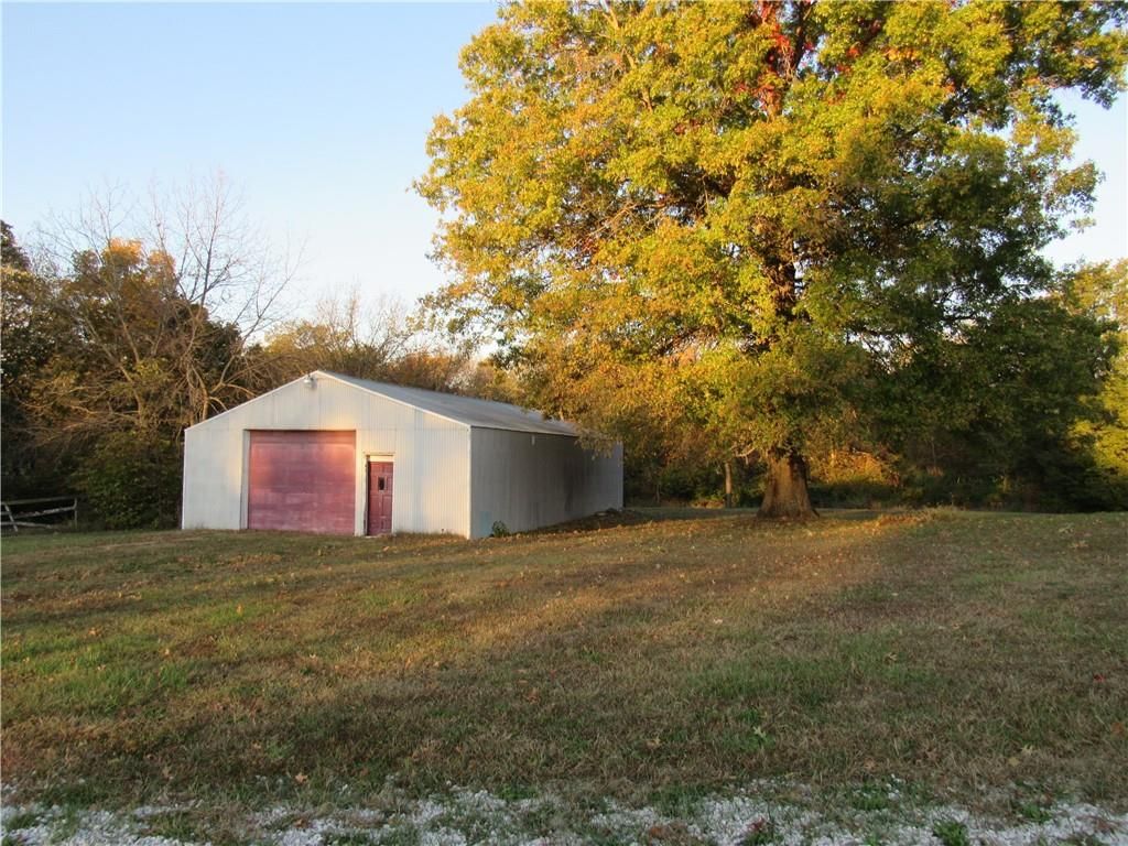 919 S STATE ROUTE J Highway — photo 15