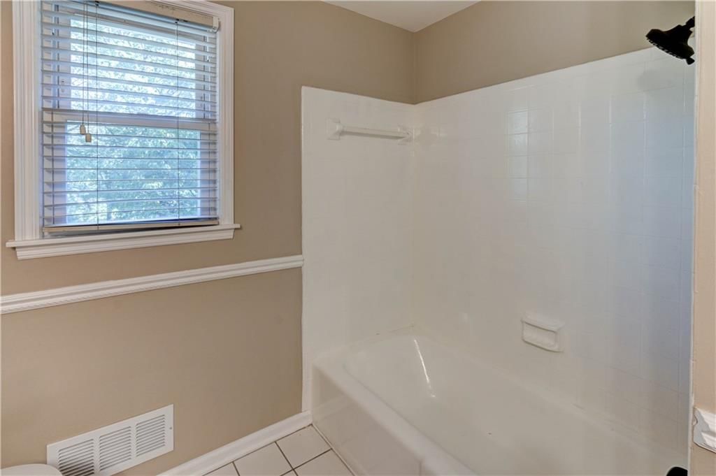 1649 E SUNVALE Drive — photo 42