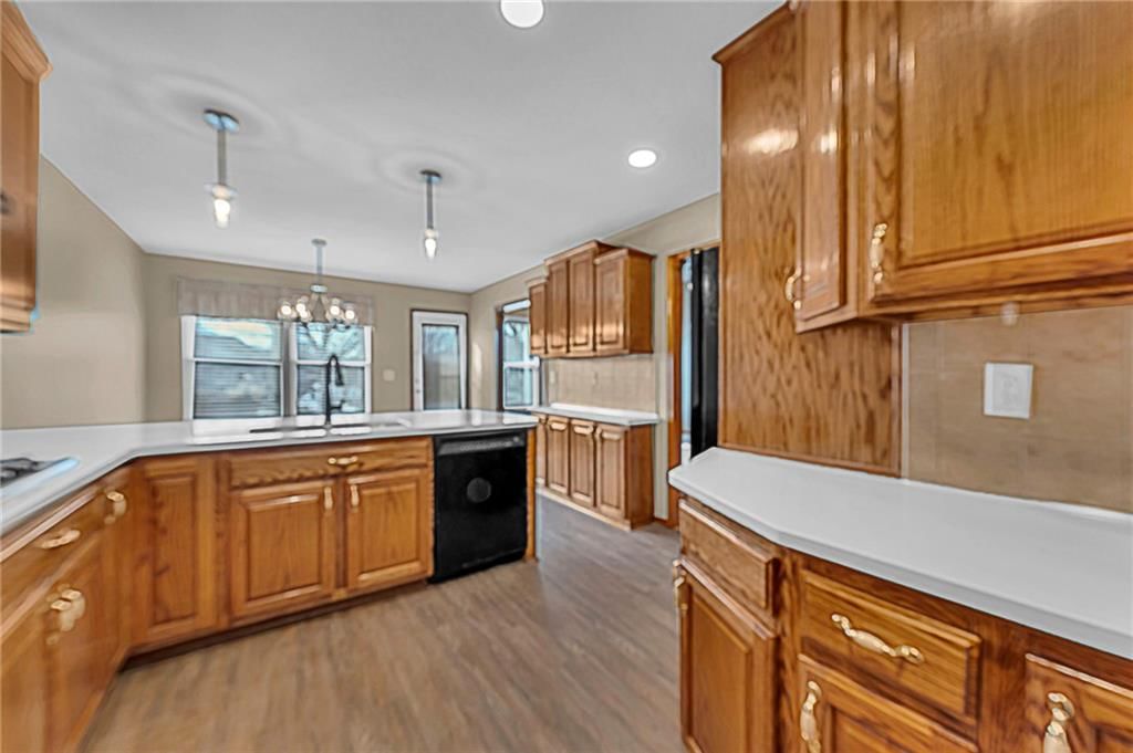 7220 N Kensington Avenue — photo 11