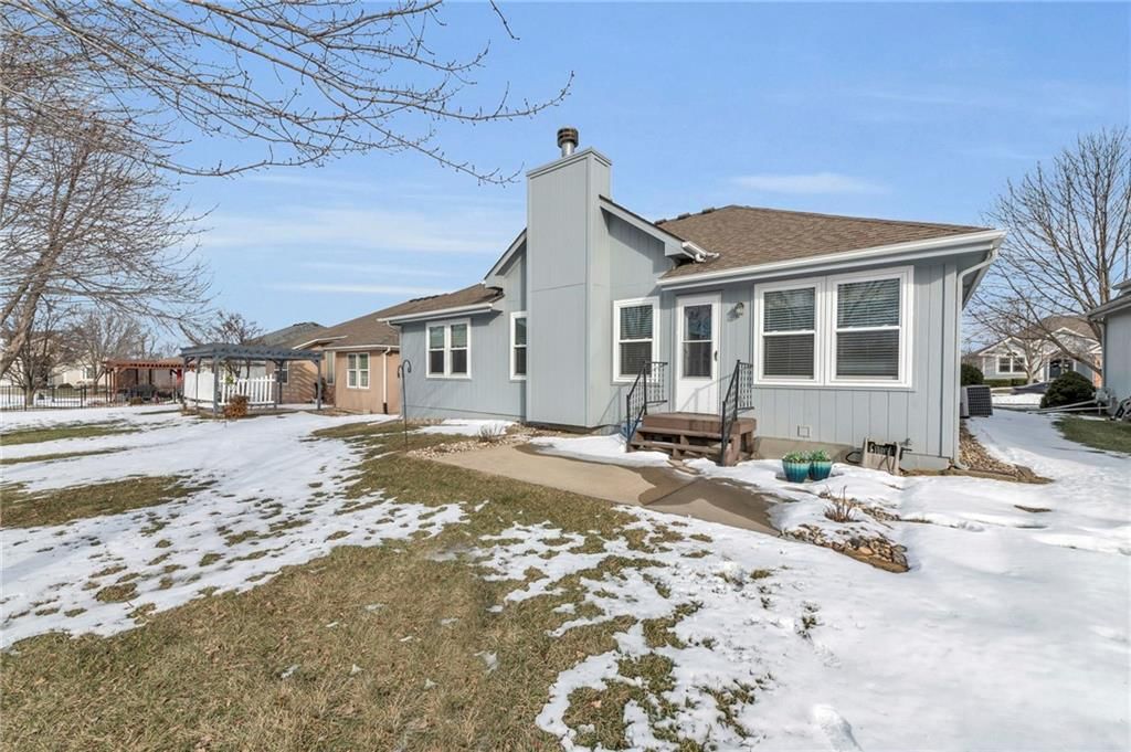 7220 N Kensington Avenue — photo 33