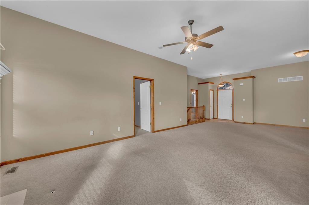 7220 N Kensington Avenue — photo 8