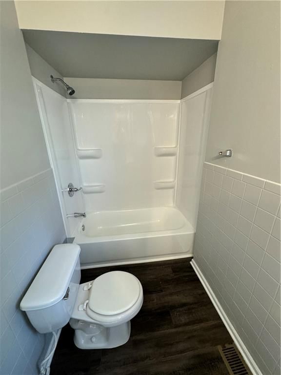 6424 Carnegie Street — photo 15