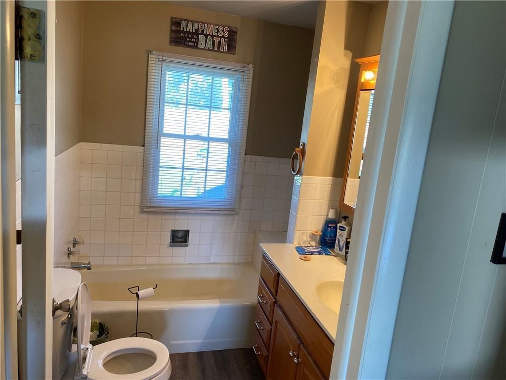 1207 N Main Street — photo 9