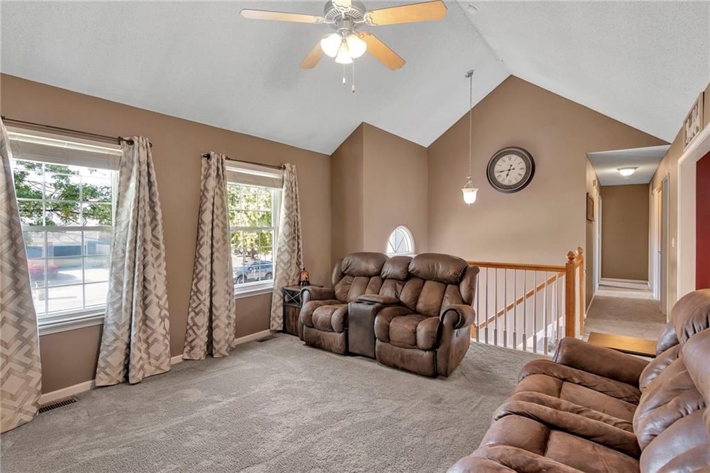 727 Corrington Drive — photo 6