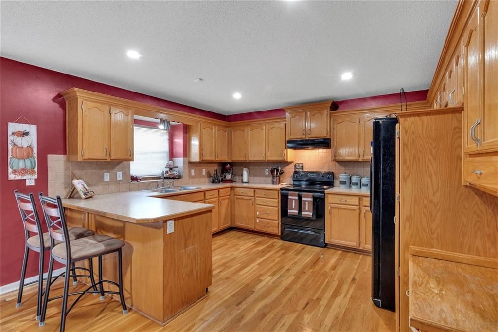 727 Corrington Drive — photo 8