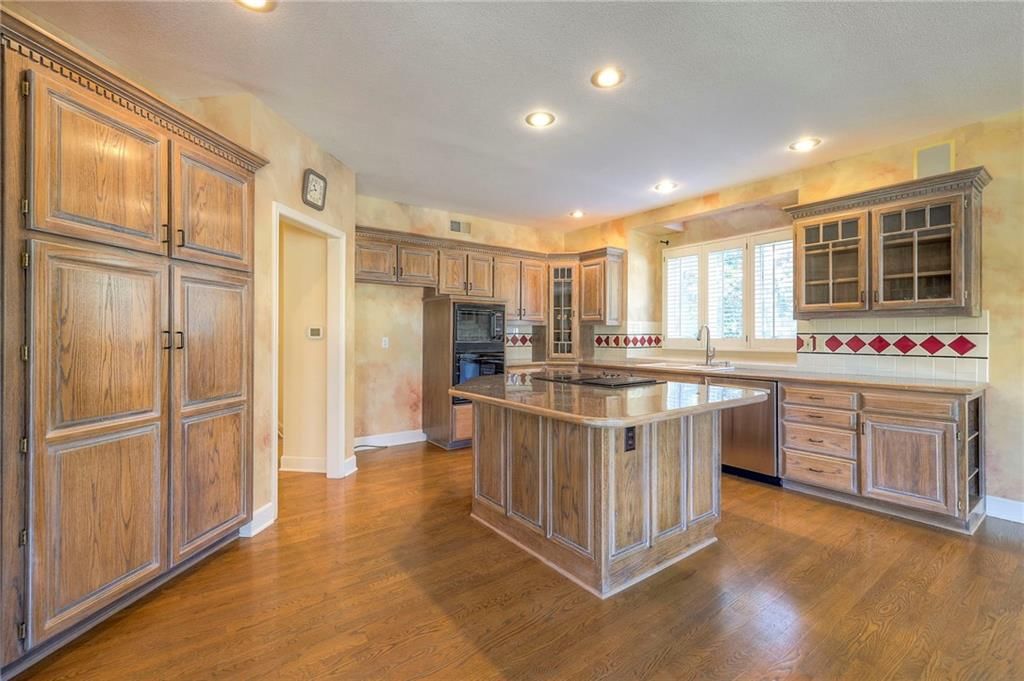 3948 W 131st Terrace — photo 31