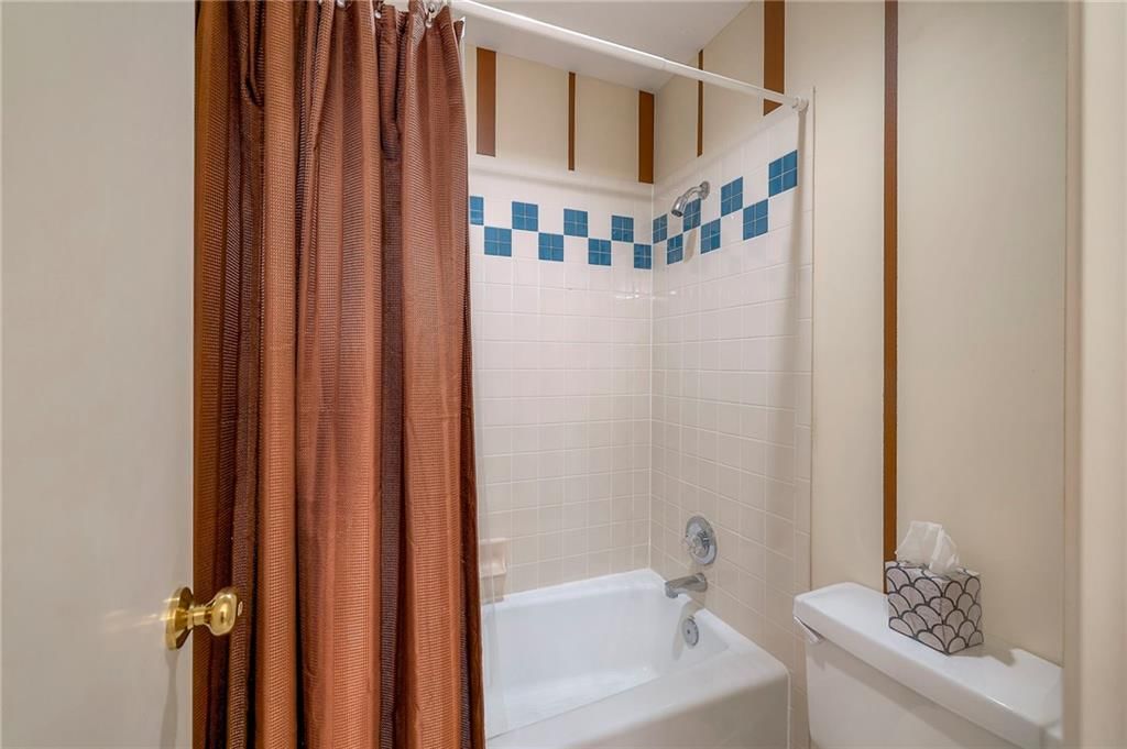 3948 W 131st Terrace — photo 60