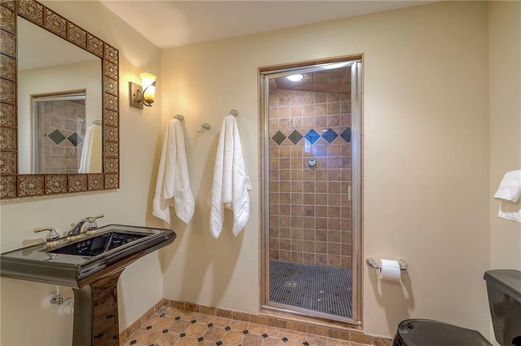 3948 W 131st Terrace — photo 80